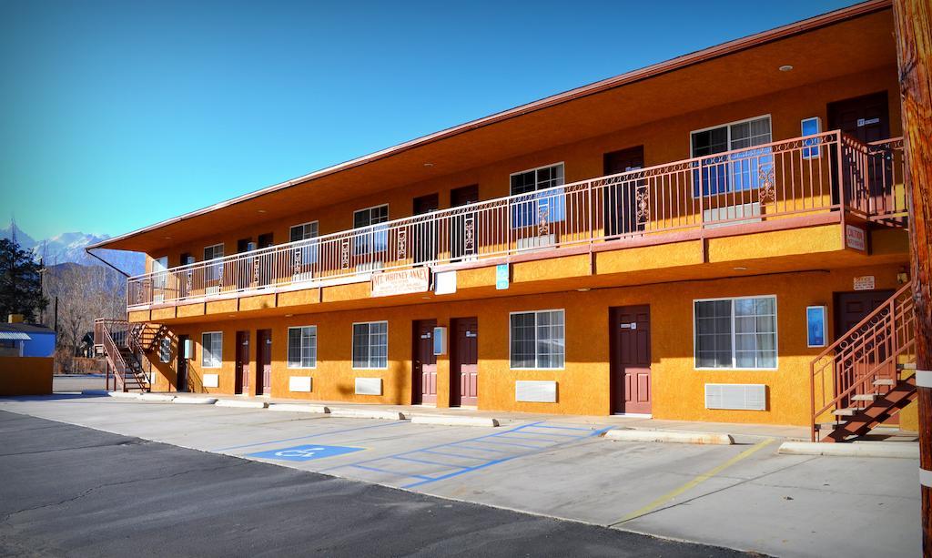 Mount Whitney Motel Lone Pine Exterior photo